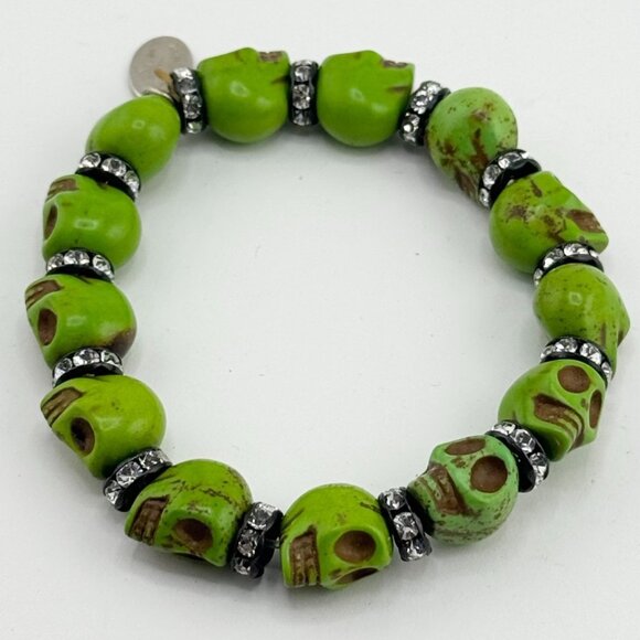Vintage Green Howlite stone skull Halloween rhinestone stretch bracelet - Picture 1 of 4